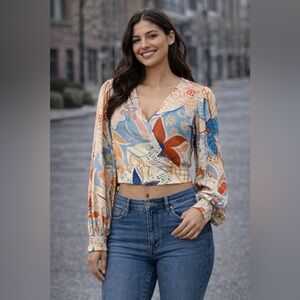 BAND OF THE FREE: cropped Floral V-Neck Long Sleeve Top NWT size M